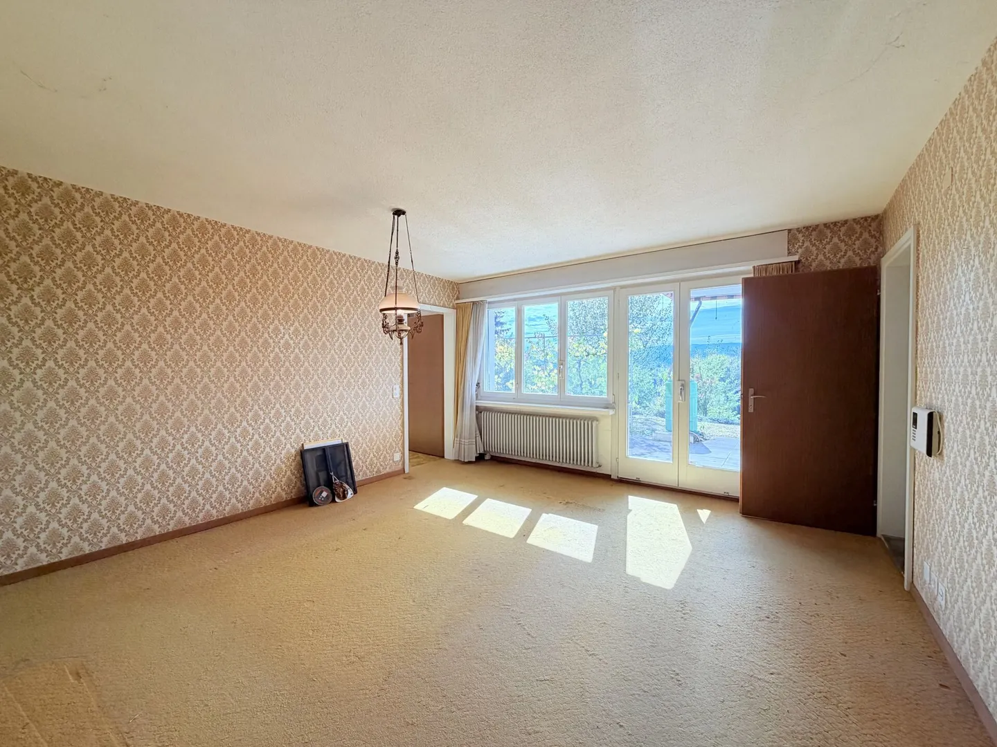 Grosszügiges Einfamilienhaus mit separater Einliegerwohnug und Weitsicht - Foto 30 von 38