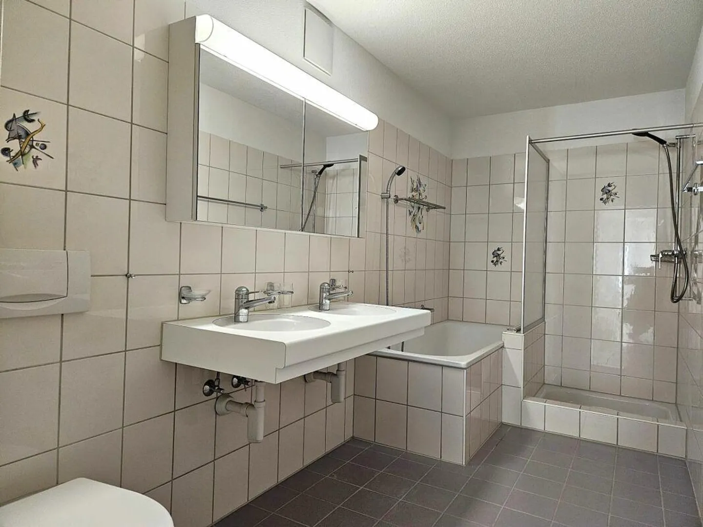 Central 3.5-room condominium in the village center of Windisch - Photo 6 of 9