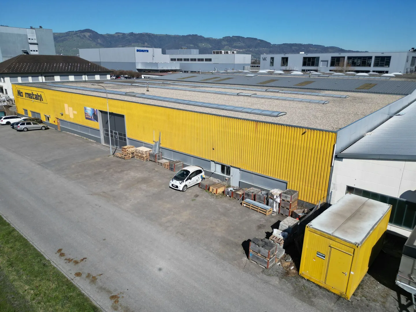 Flexible commercial spaces with ideal conditions - Photo 1 of 5