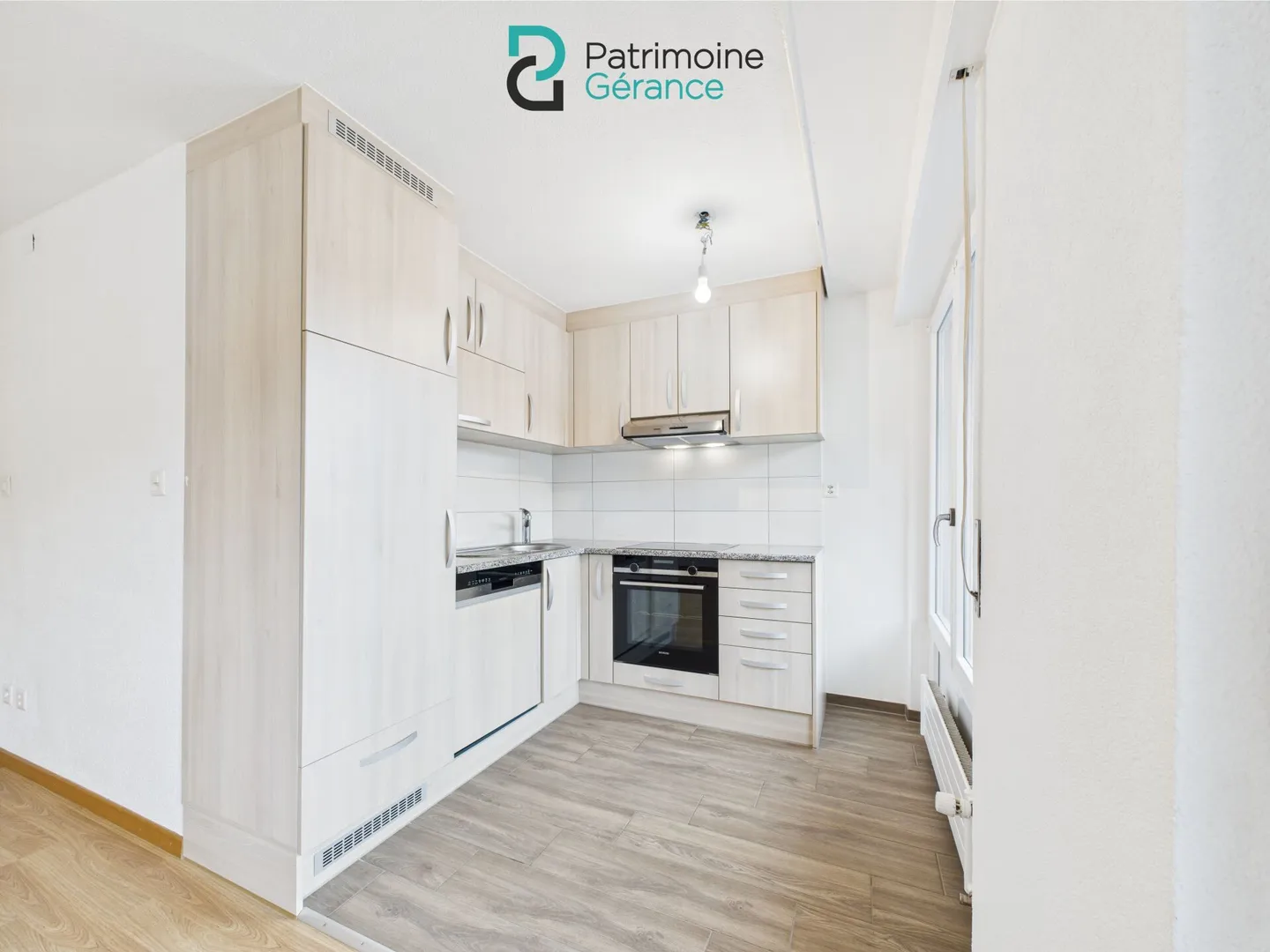 Bellissimi appartamenti ristrutturati di 2,5 locali con vista - Foto 1 di 15