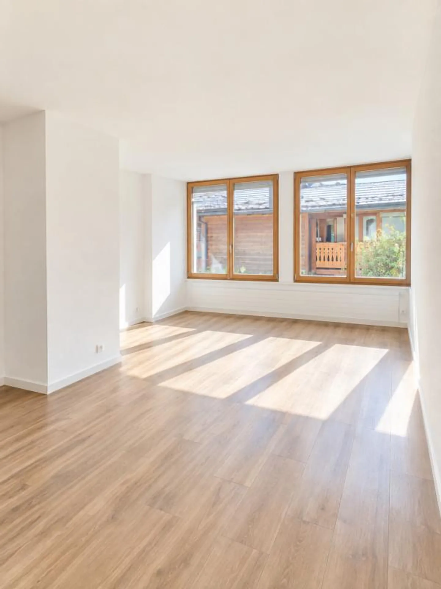 Charming 3-Room Apartment - Photo 3 of 8