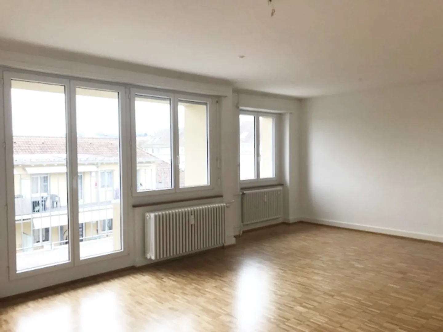 Moderne Wohnung nahe Bahnhof SBB - Foto 2 von 8