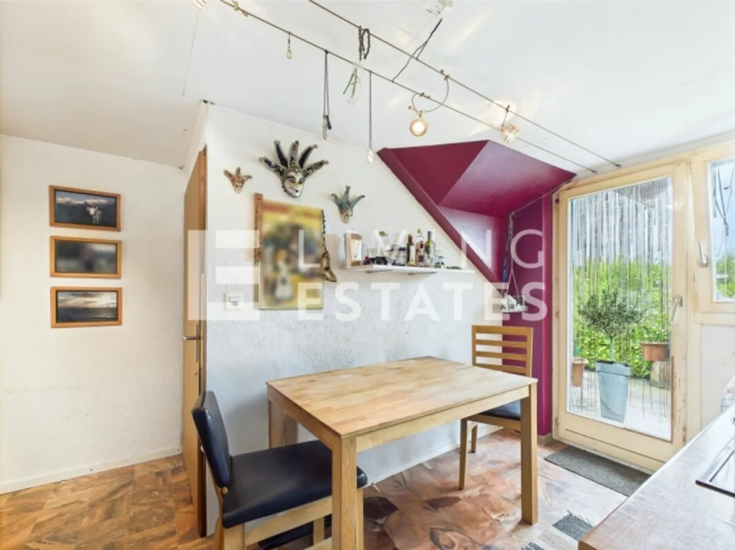 Charming Investment Opportunity with Development Potential - Fully Rented - Photo 7 of 14