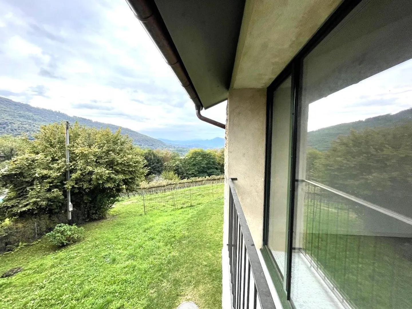 SPLENDID RUSTIC RENOVATED WITH PRIVATE GARDEN AND PANORAMIC VIEW - Photo 4 of 13