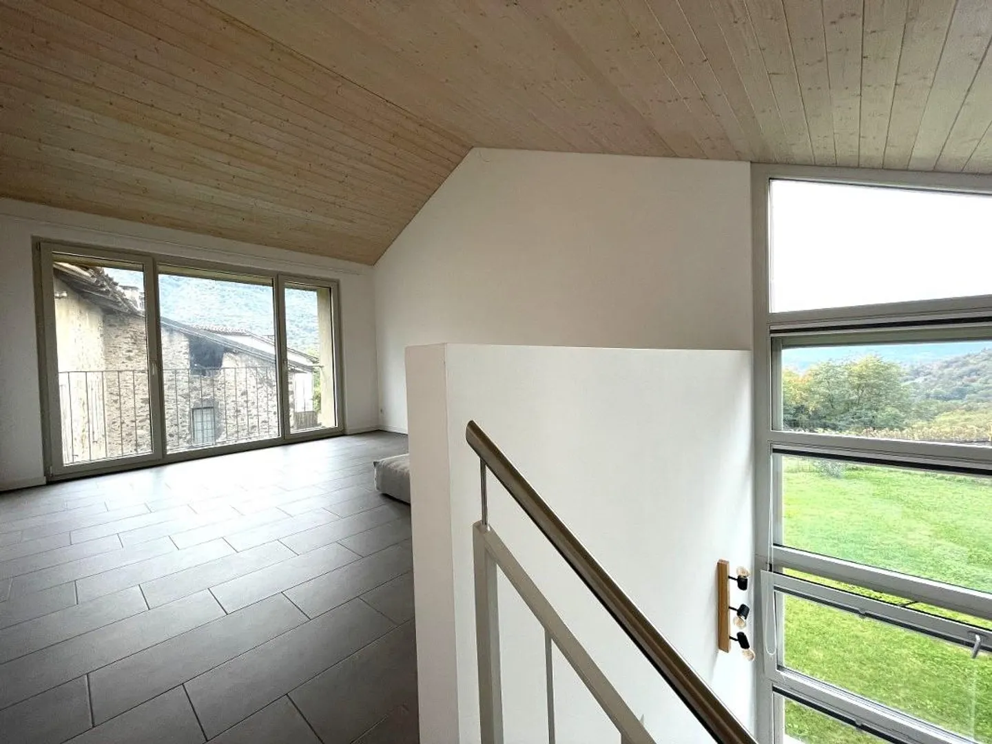 SPLENDID RUSTIC RENOVATED WITH PRIVATE GARDEN AND PANORAMIC VIEW - Photo 3 of 13