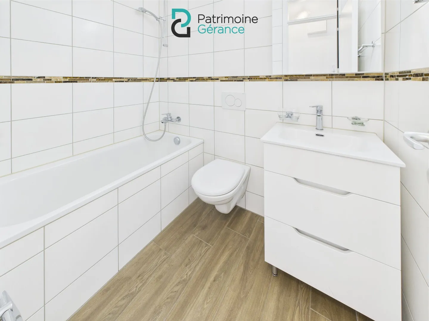 Bellissimi appartamenti ristrutturati di 2,5 locali con vista - Foto 11 di 15