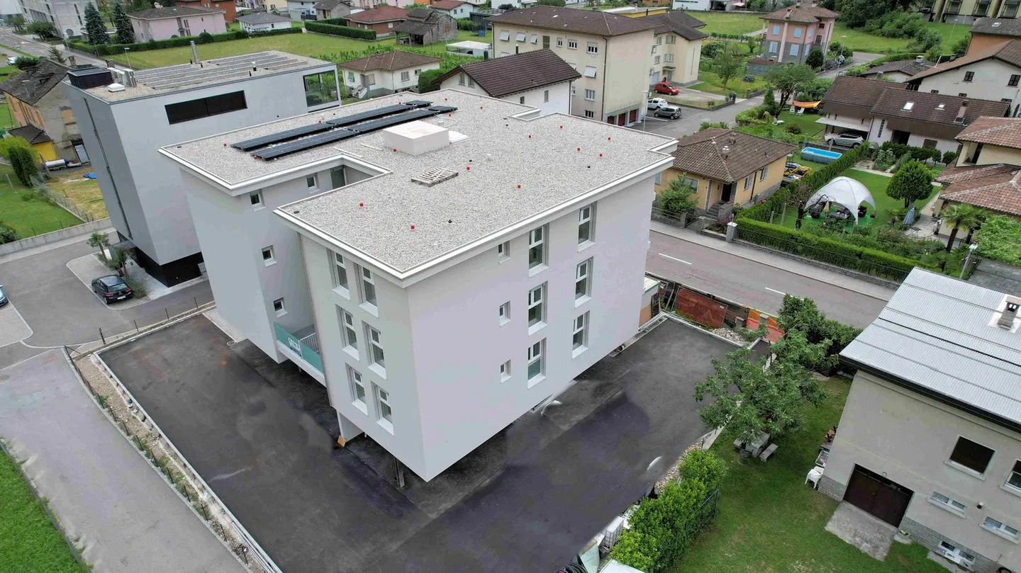 Nouvel appartement au dernier étage - Photo 1 sur 13