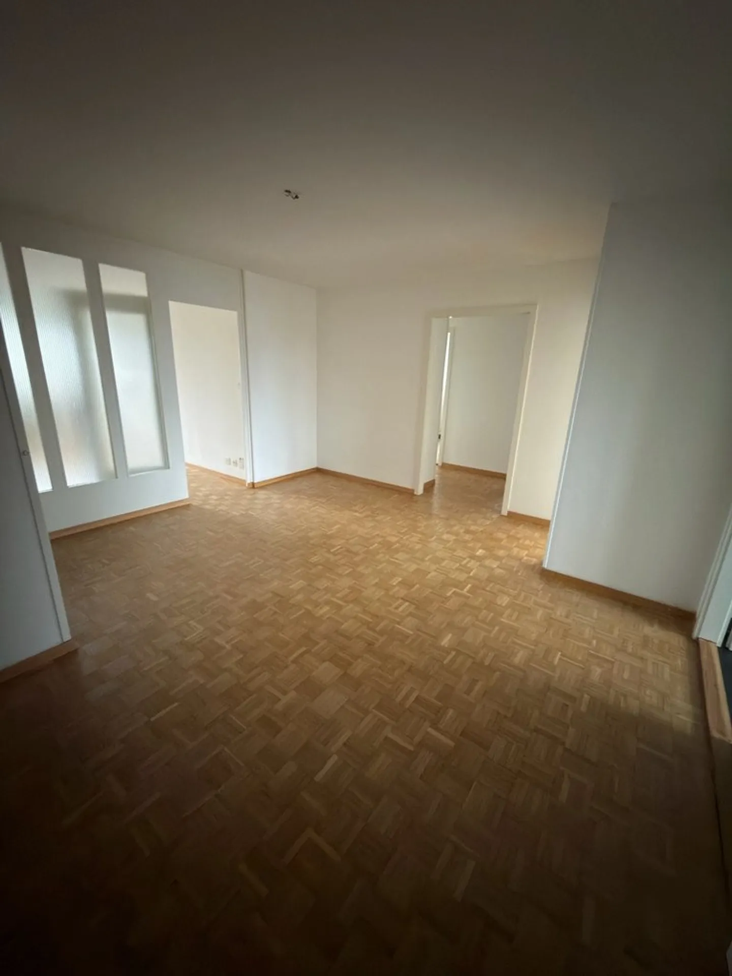 Appartement dans le centre-ville - Photo 3 sur 8