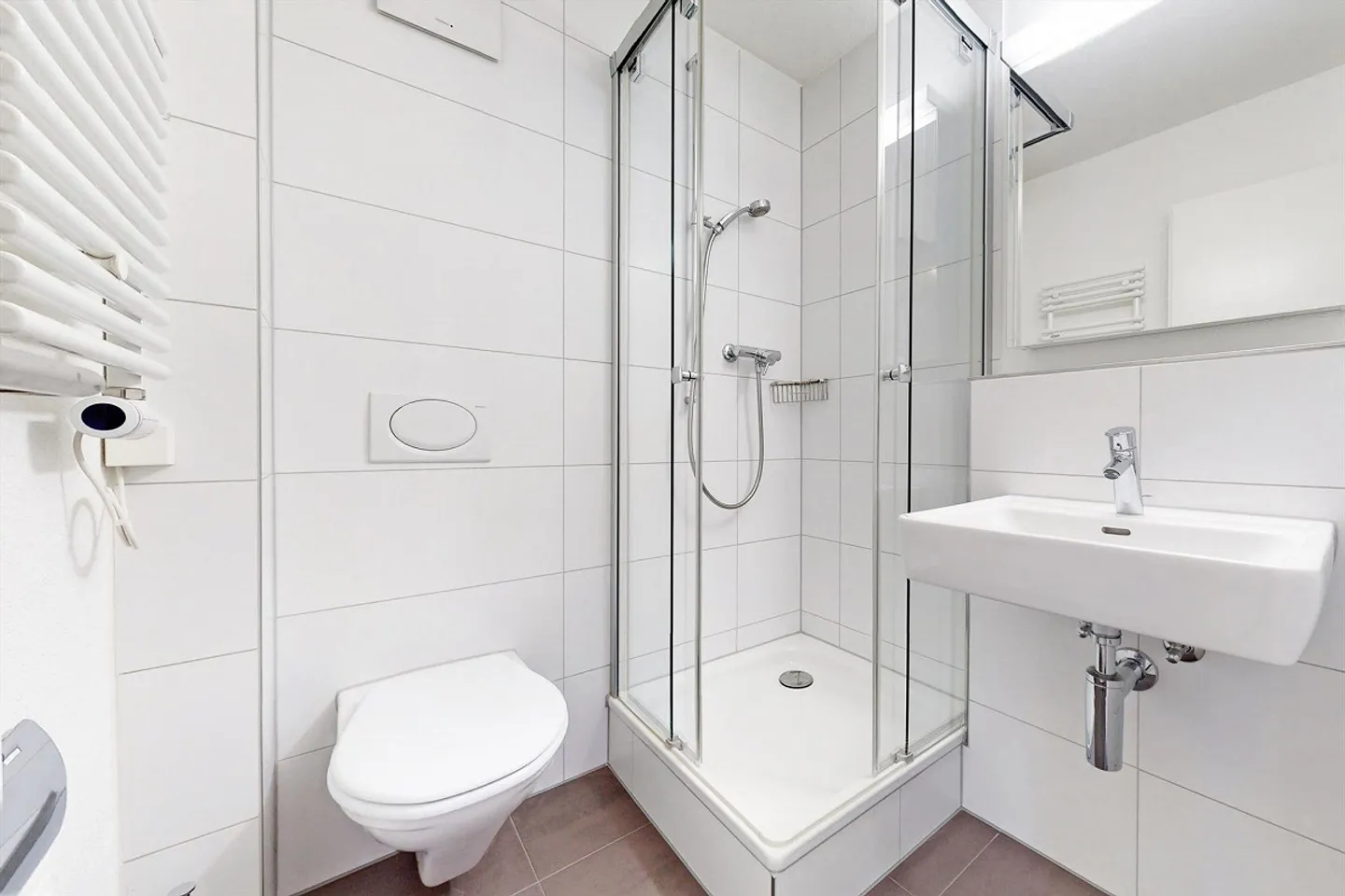 Your new home near the city and lakes - Photo 9 of 12