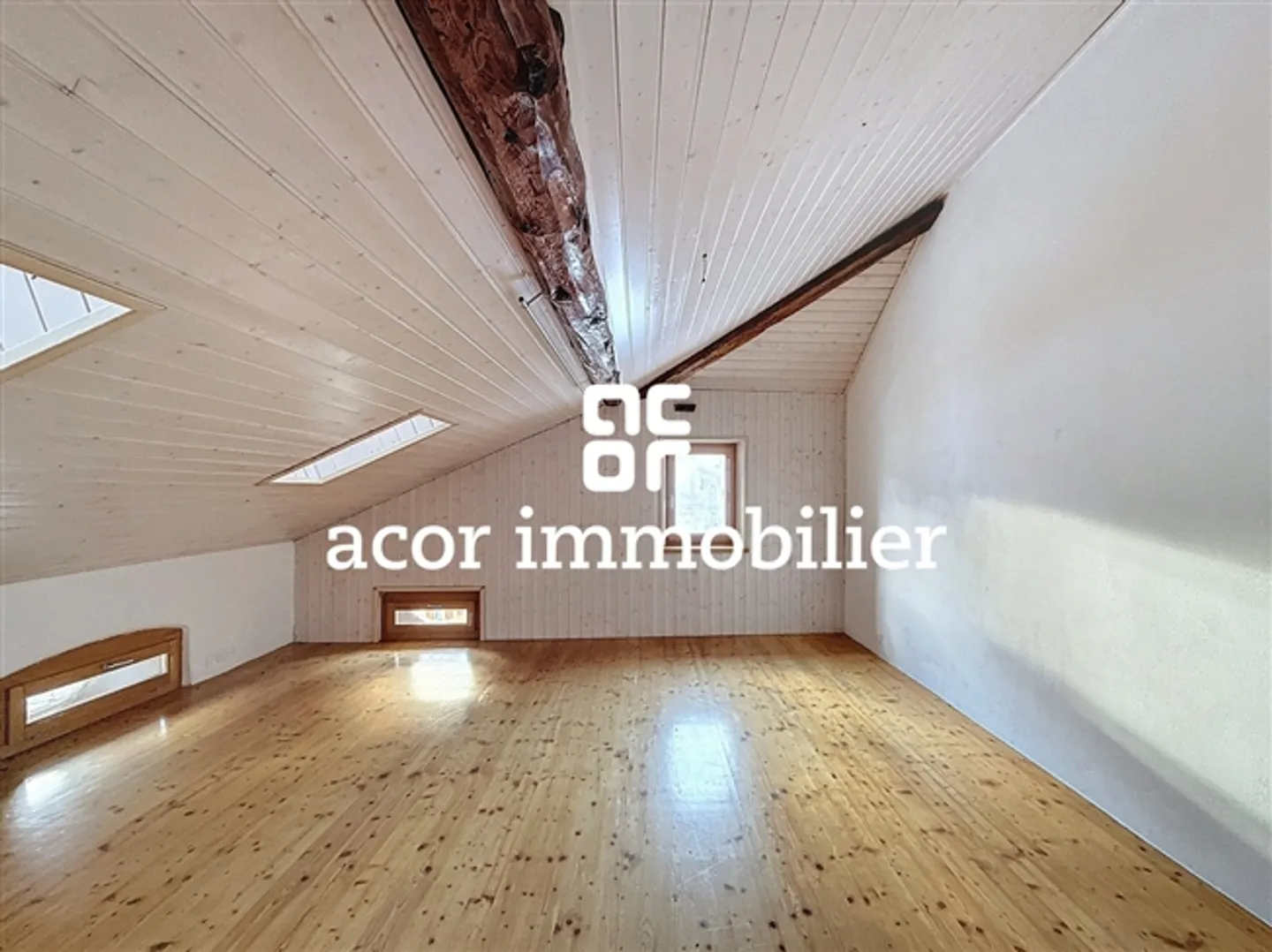 6.5-Room Maisonette in Saint-Léonard - Photo 4 of 5