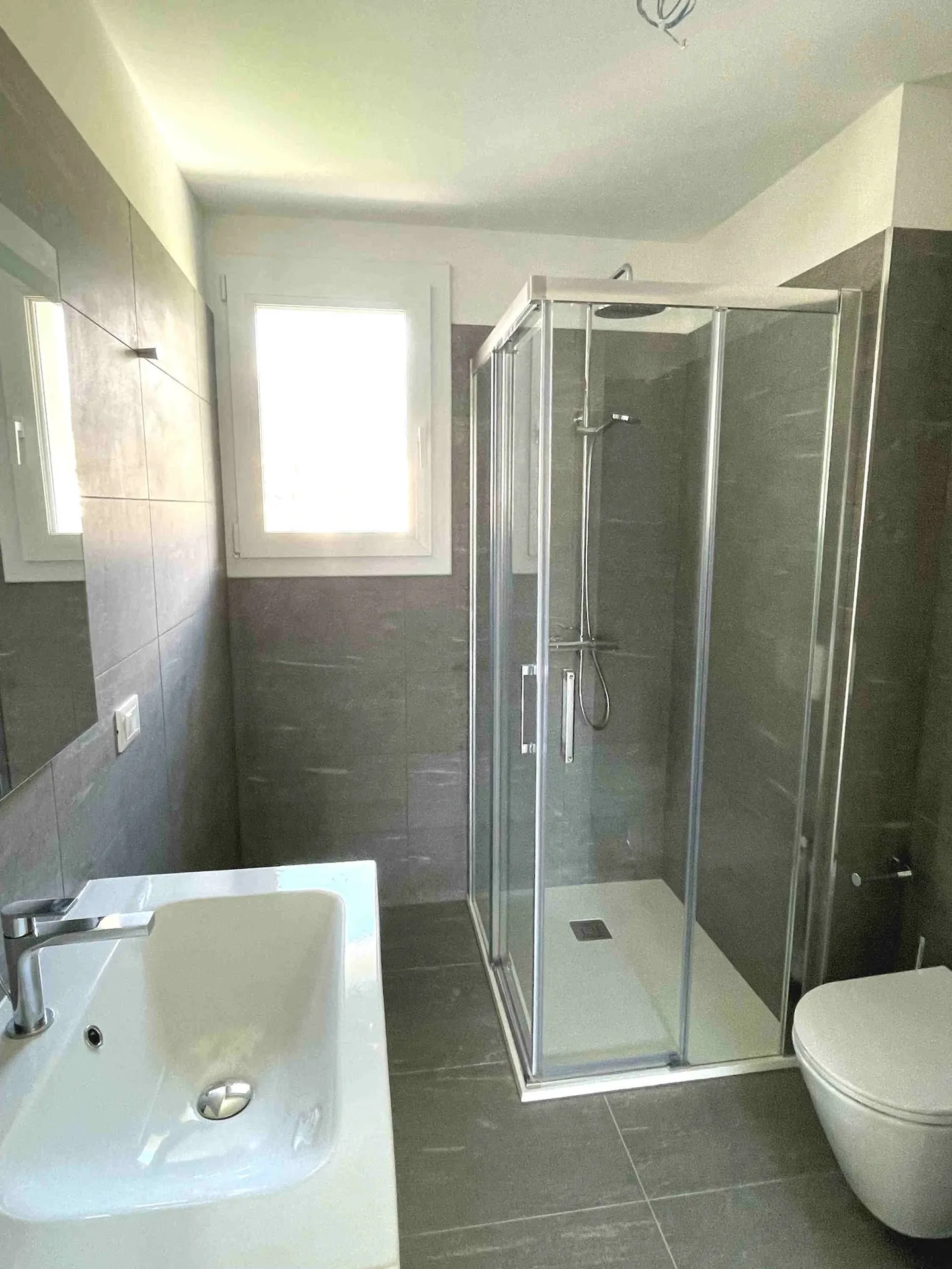 Nouvel appartement au dernier étage - Photo 9 sur 13