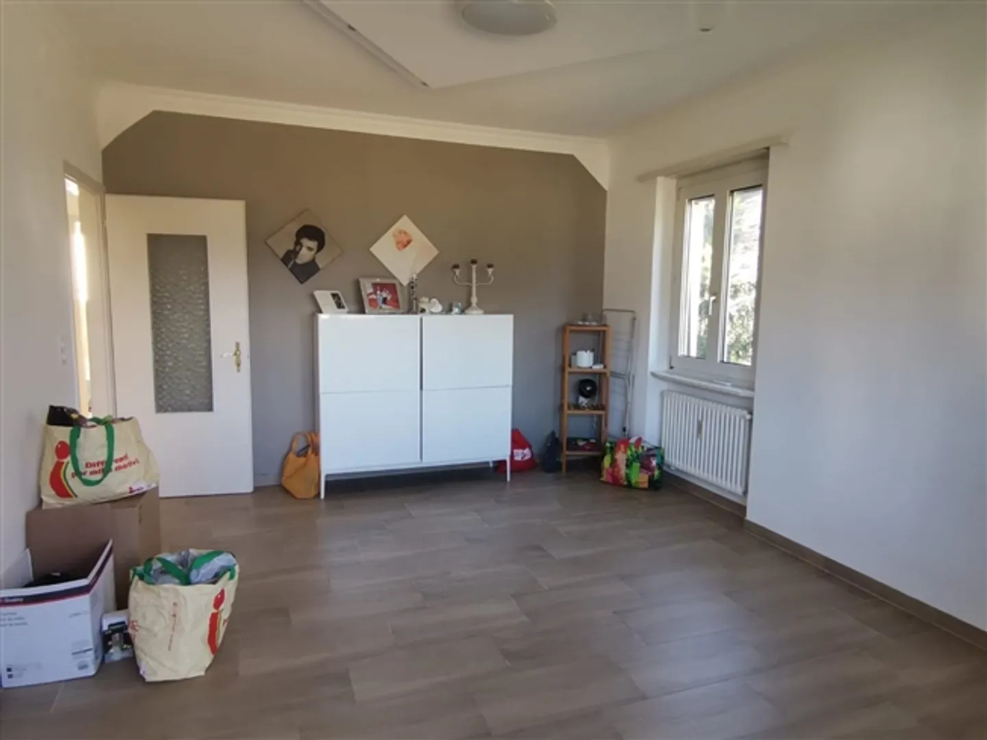 «Appartamento 4.5 locali con 2 box / 4 1/2-Zimmer-Wohnung mit 2 Garagen» - Foto 11 von 19