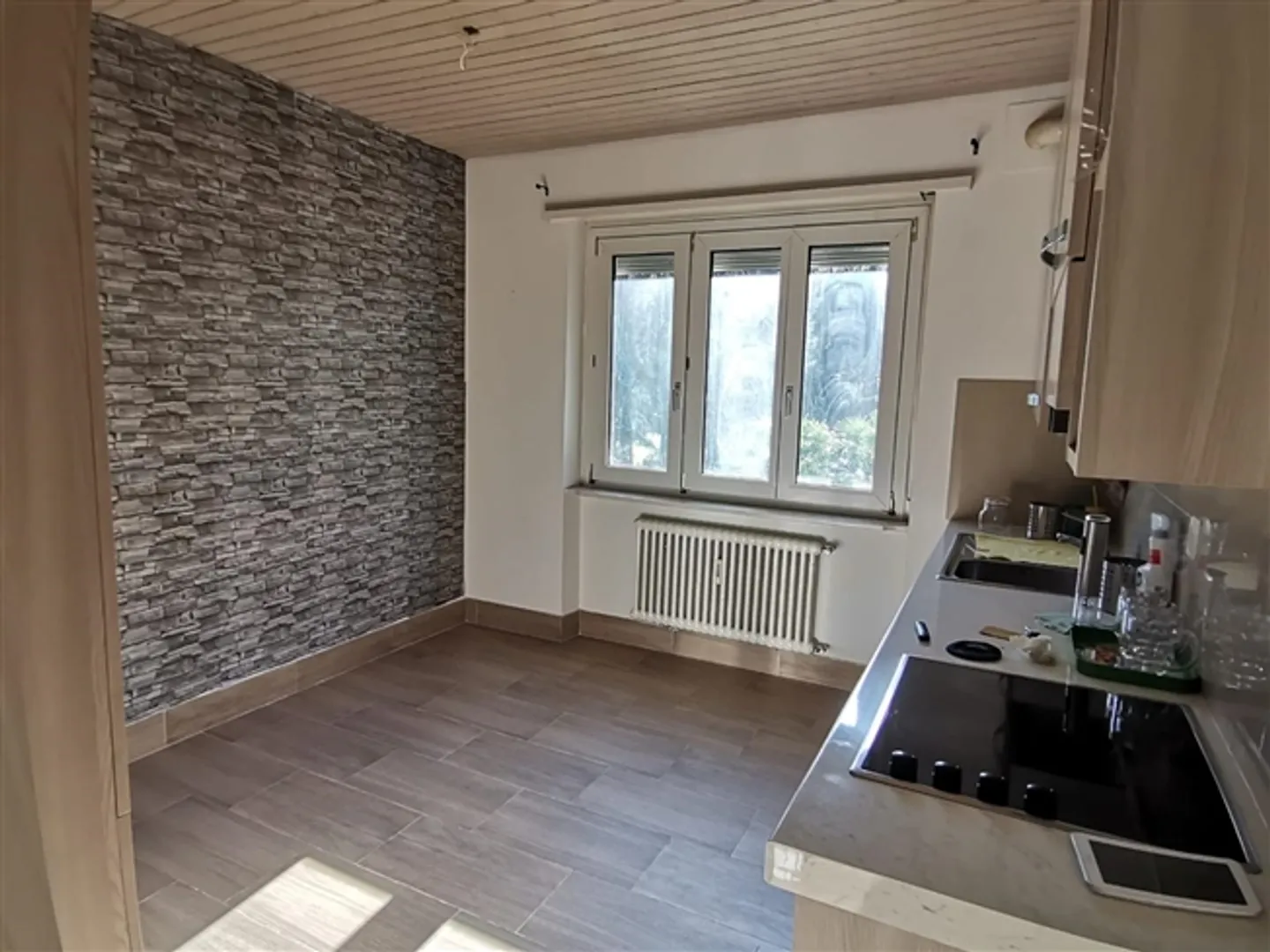 «Appartamento 4.5 locali con 2 box / 4 1/2-Zimmer-Wohnung mit 2 Garagen» - Foto 6 von 19