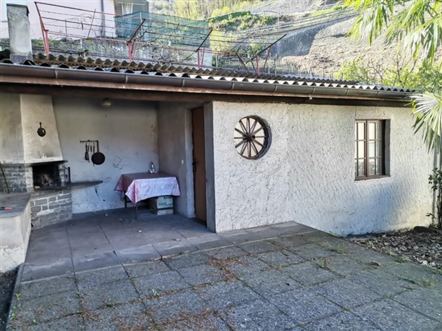 «Appartamento 4.5 locali con 2 box / 4 1/2-Zimmer-Wohnung mit 2 Garagen» - Foto 17 von 19