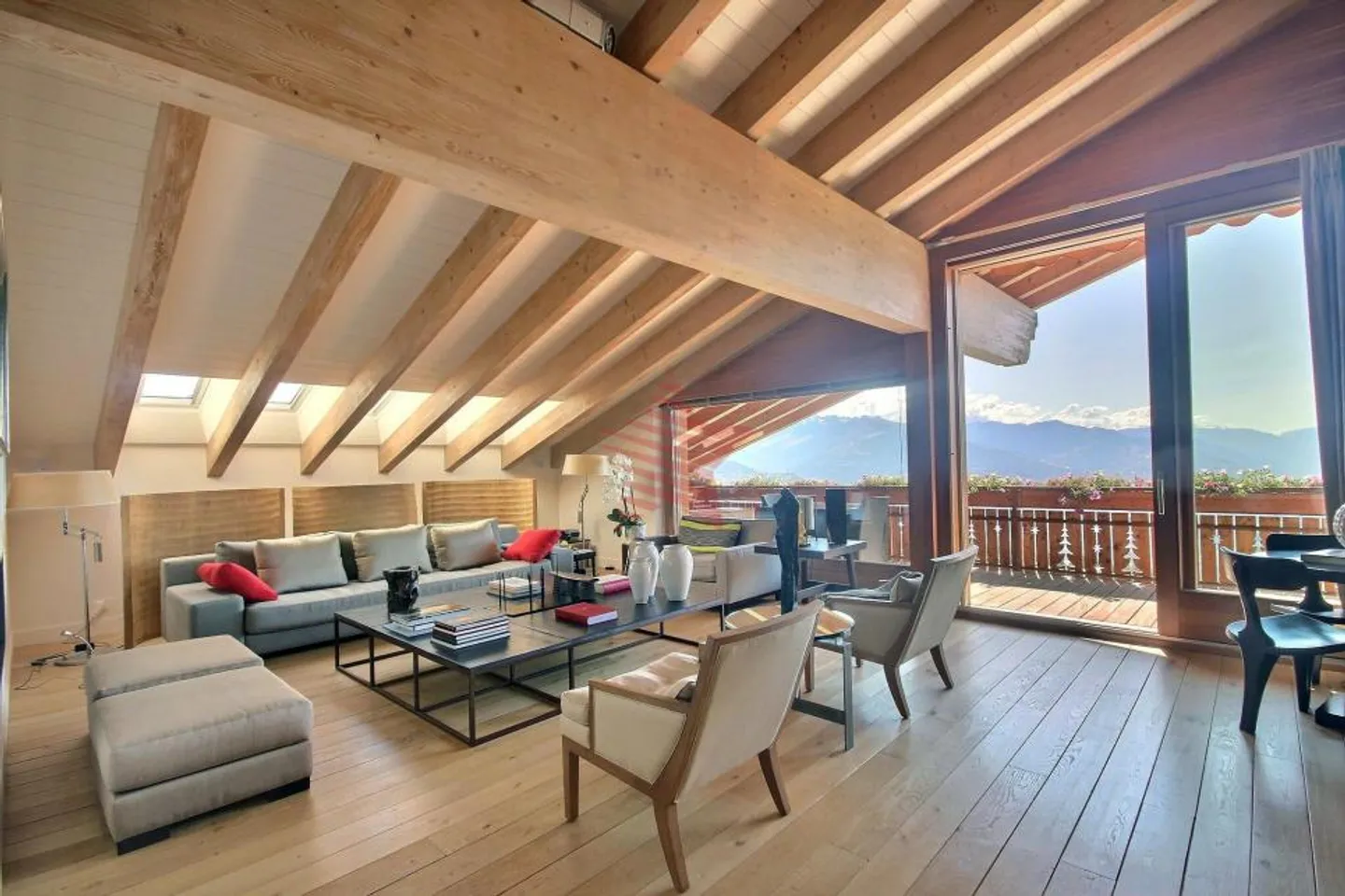 Magnifico attico nel cuore di Crans-Montana - Foto 7 di 13