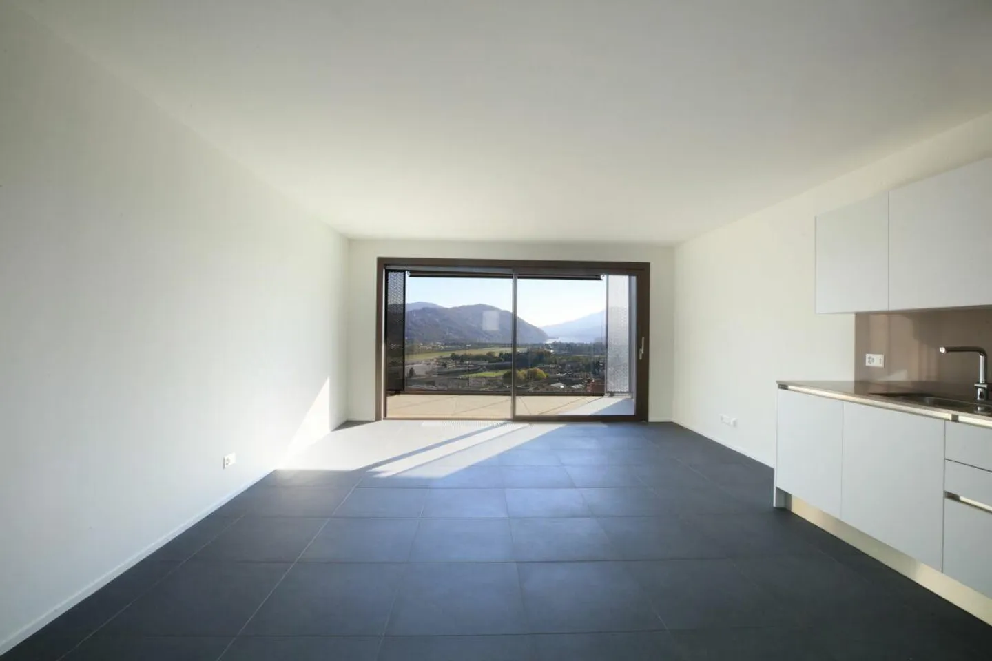 BIOGGIO - Appartement moderne et lumineux - Photo 1 sur 13