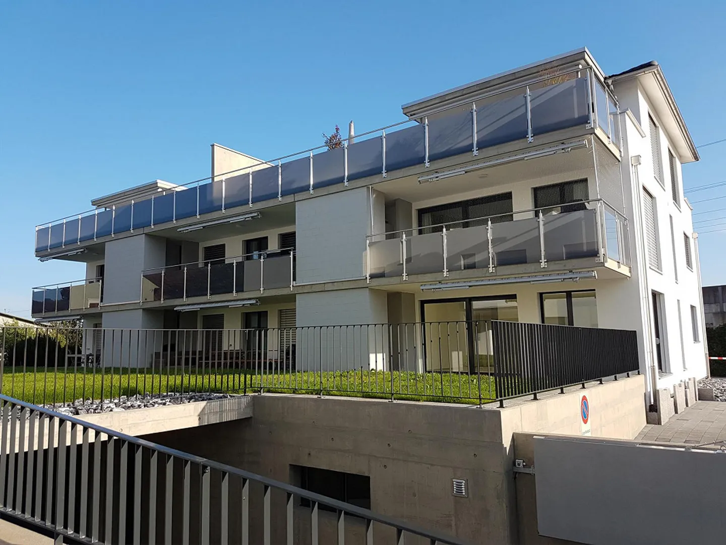 Bright and central 2.5-room apartment in Thal - Photo 1 of 9