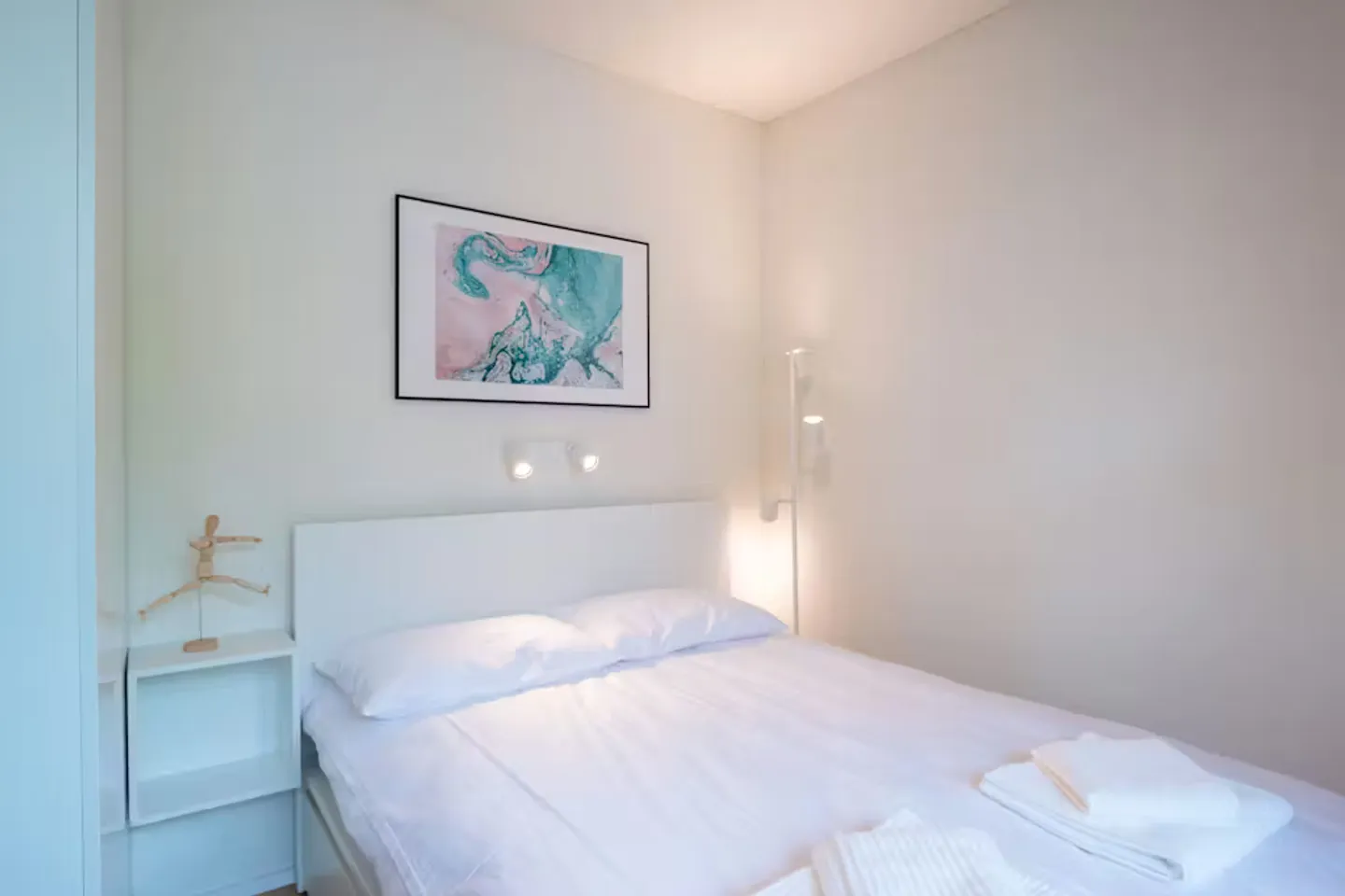 Chic Apartment in Zürich - Photo 3 of 9