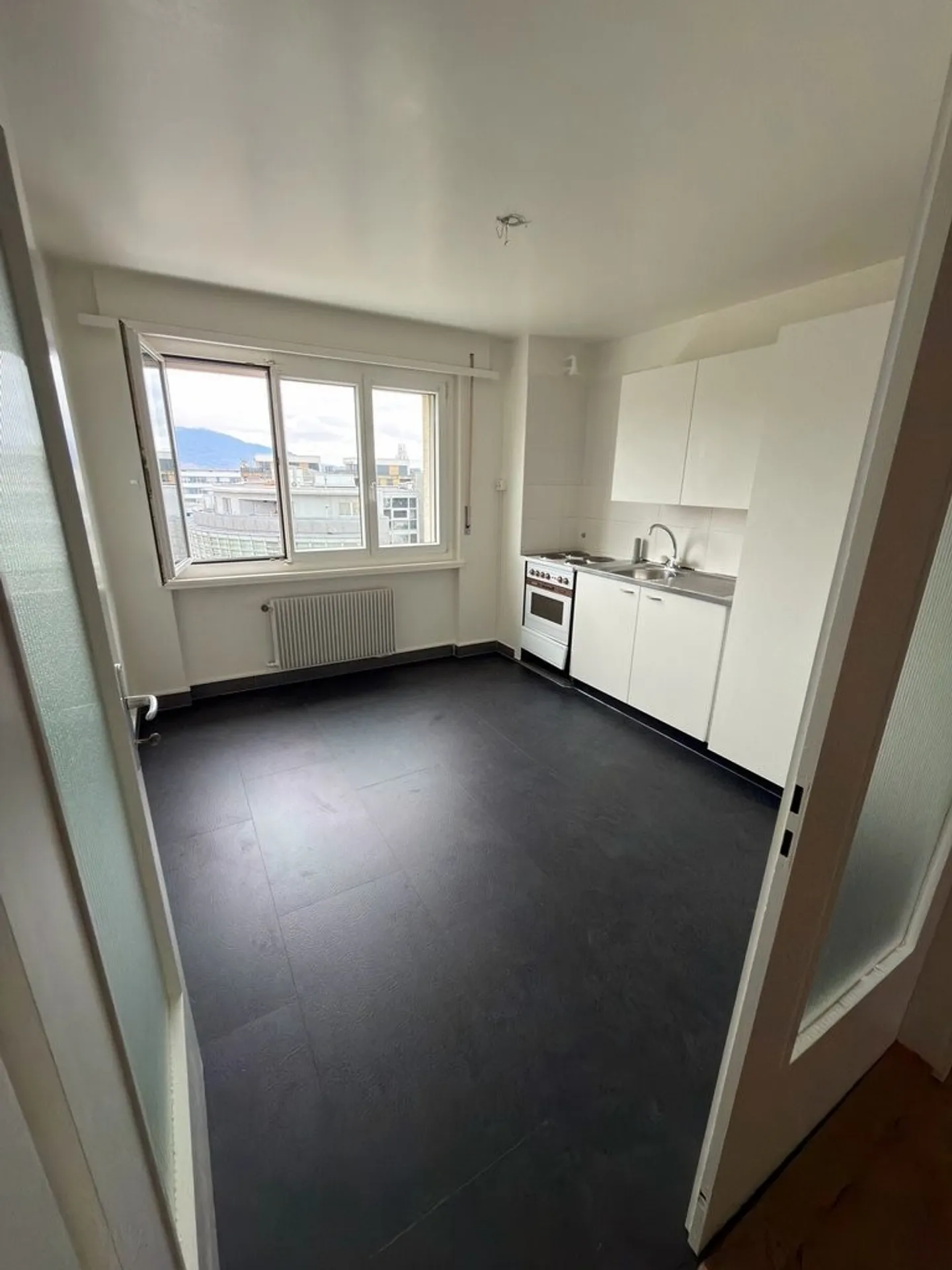 Appartement dans le centre-ville - Photo 6 sur 8