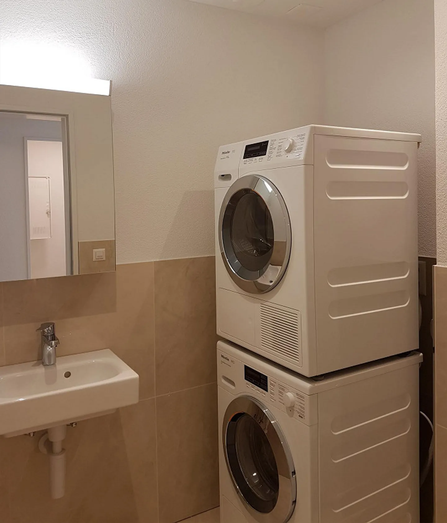 Bright and central 2.5-room apartment in Thal - Photo 6 of 9