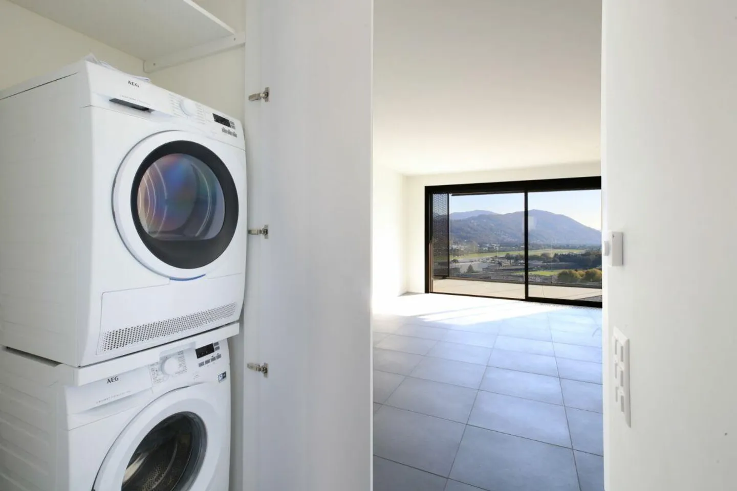 BIOGGIO - Appartement moderne et lumineux - Photo 10 sur 13