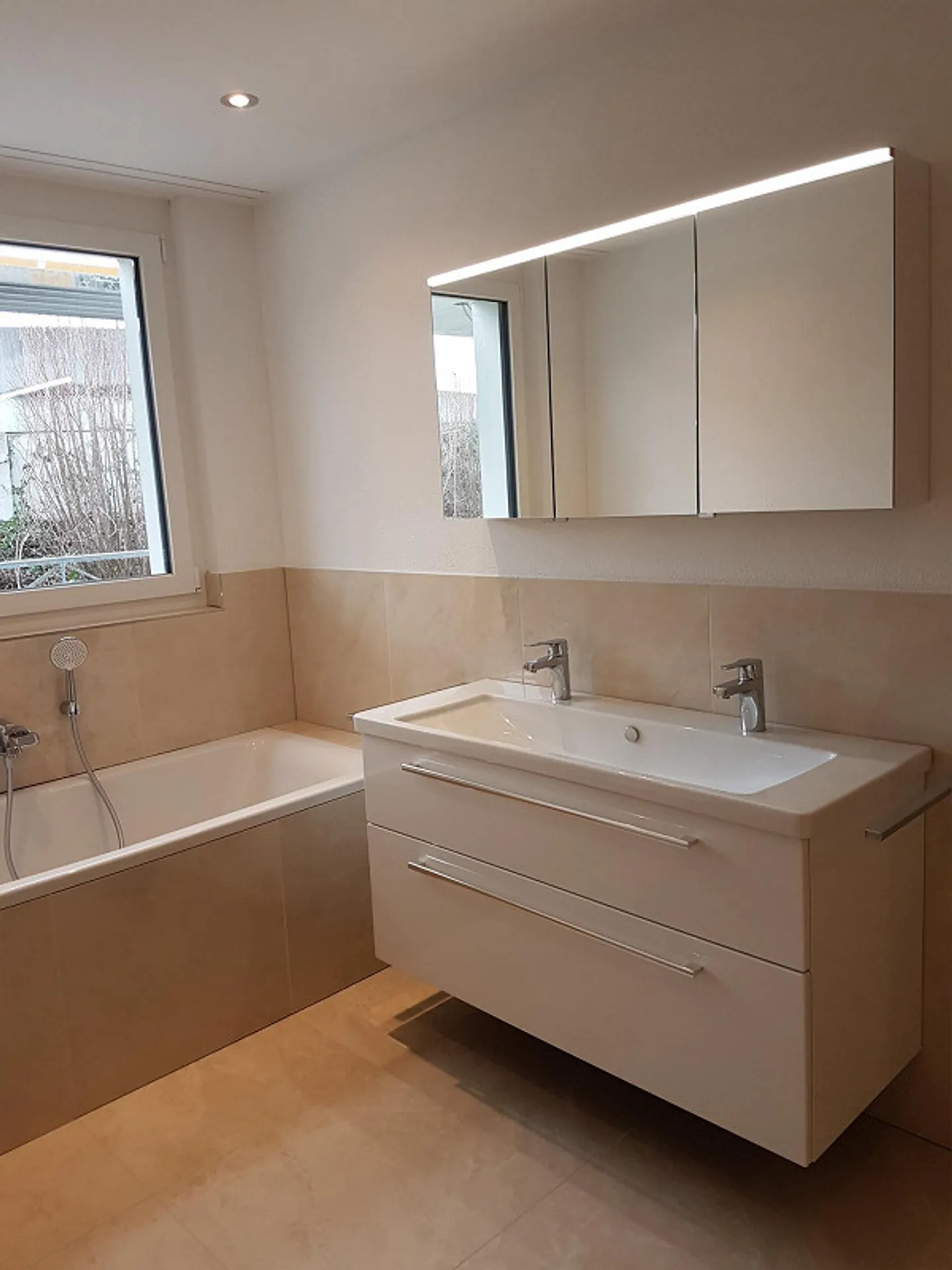 Bright and central 2.5-room apartment in Thal - Photo 5 of 9
