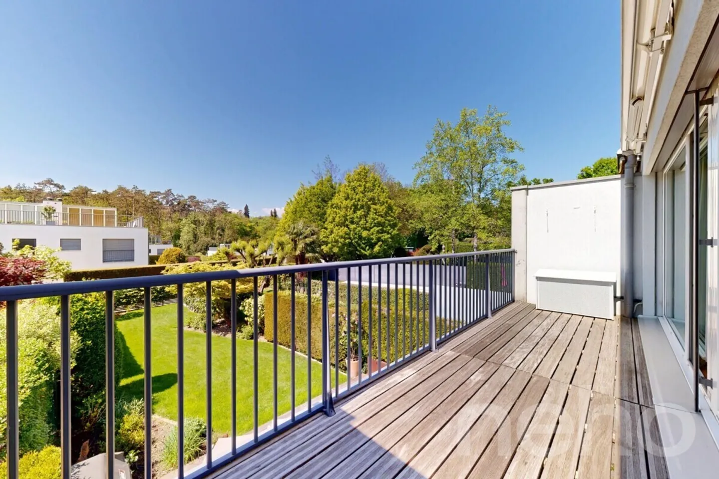 High-quality house in Conches, garden and quiet atmosphere - Photo 8 of 12