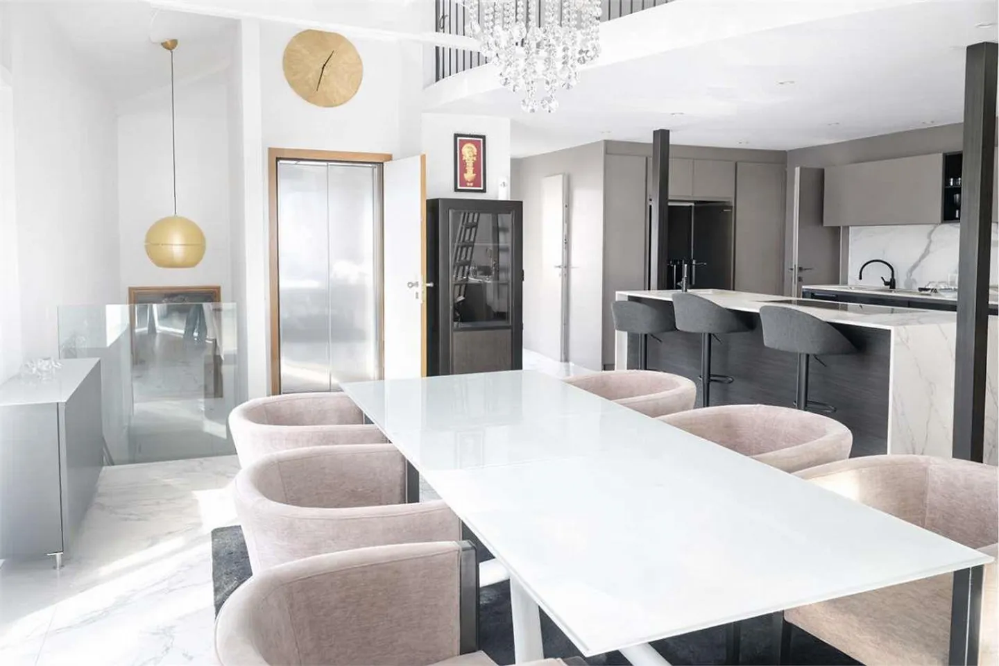 Penthouse de Prestige Meublé Face au Lac - Photo 6 sur 11