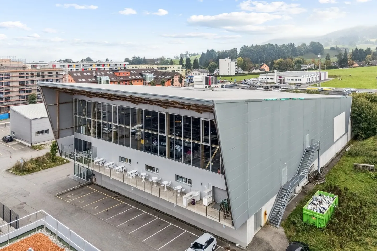 Bien immobilier à louer - Photo 1 sur 18