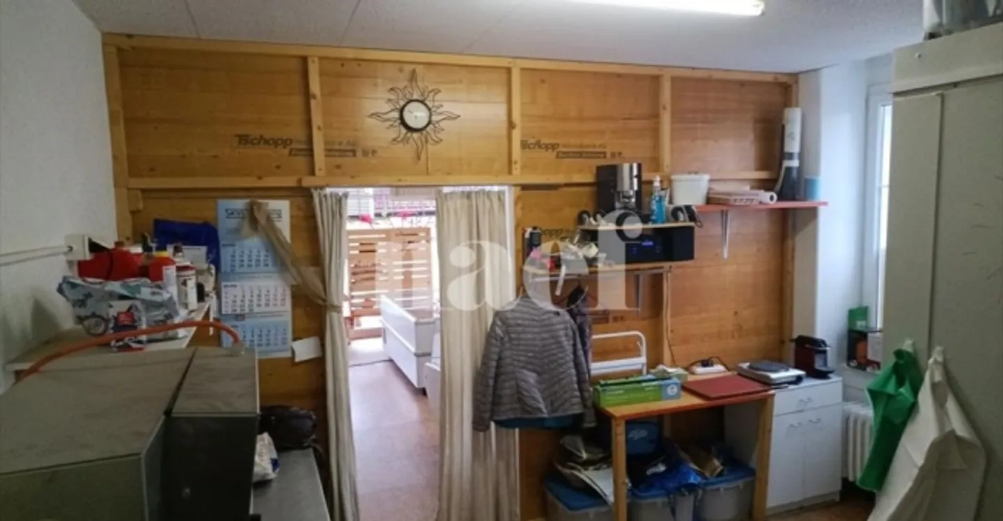 Mischgenutztes Gebäude mieten - Foto 4 von 5