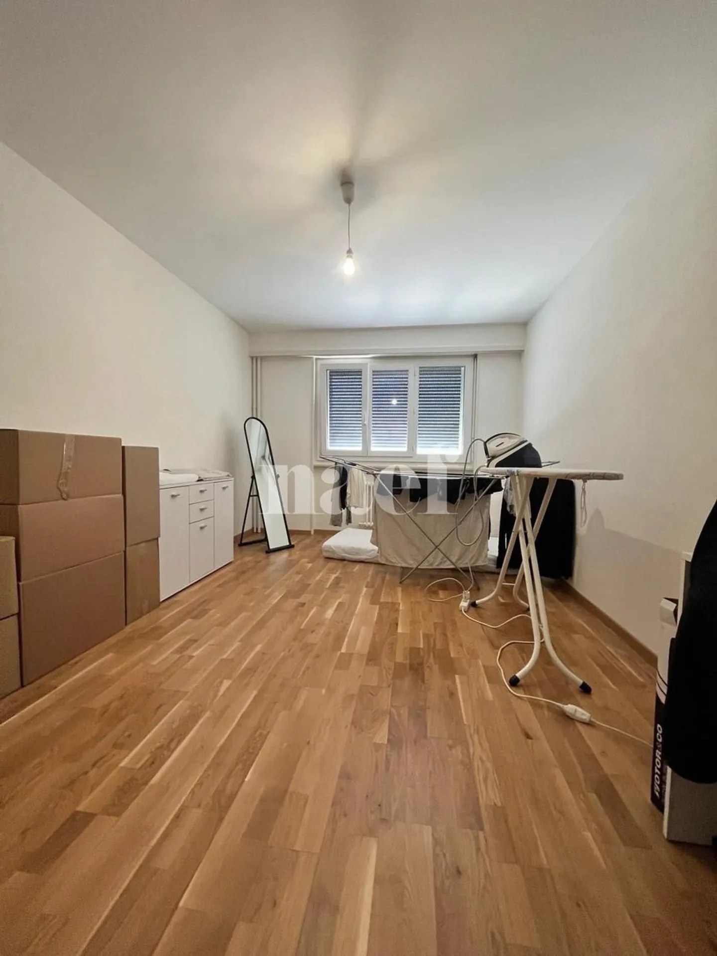 Vollständig renovierte Wohnung im Jahr 2023 nur wenige Schritte vom See und den Geschäften entfernt - Foto 5 von 10