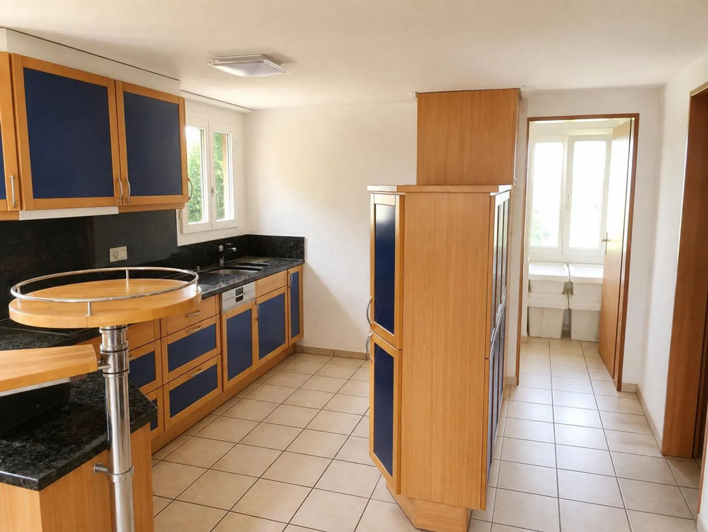 Charmant appartement en duplex de 5,5 pièces dans un endroit calme, temporaire - Photo 11 sur 17