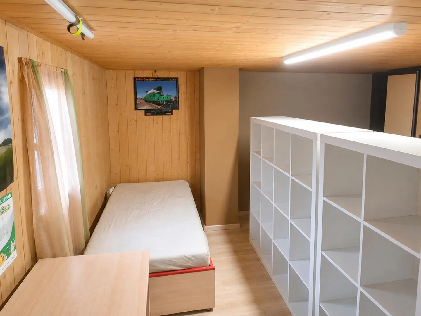 Charmant appartement en duplex de 5,5 pièces dans un endroit calme, temporaire - Photo 16 sur 17