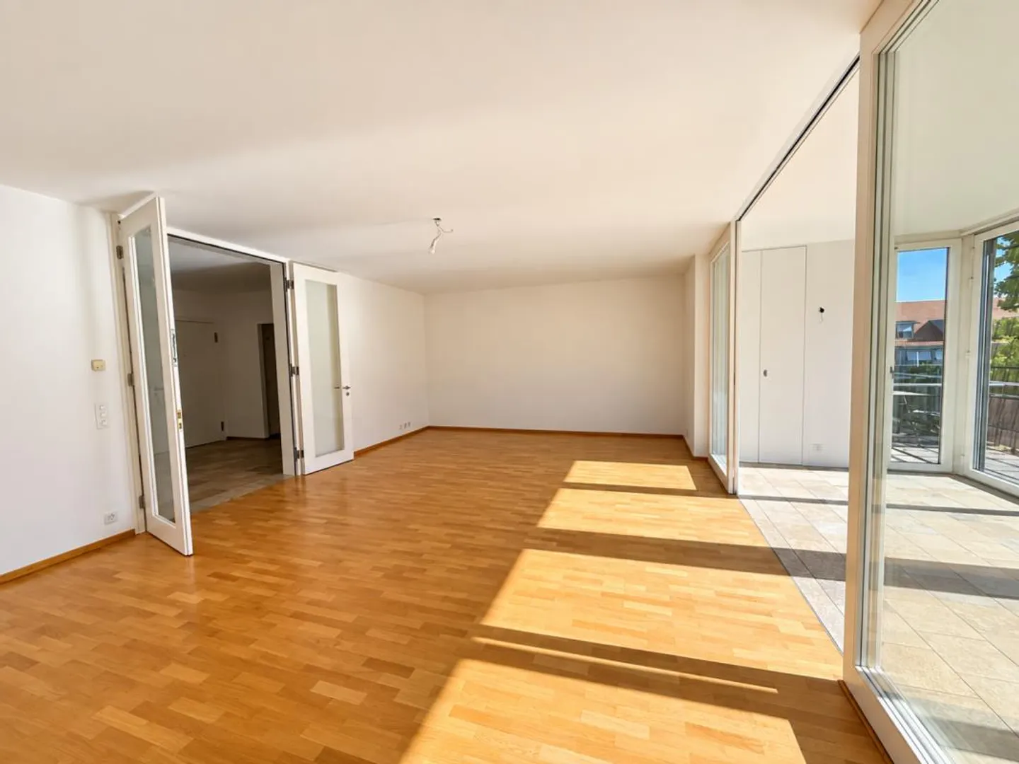 Grosszügige 4.5-Zi.-Maisonette-Wohnung mit Hobbyraum - Photo 4 sur 12