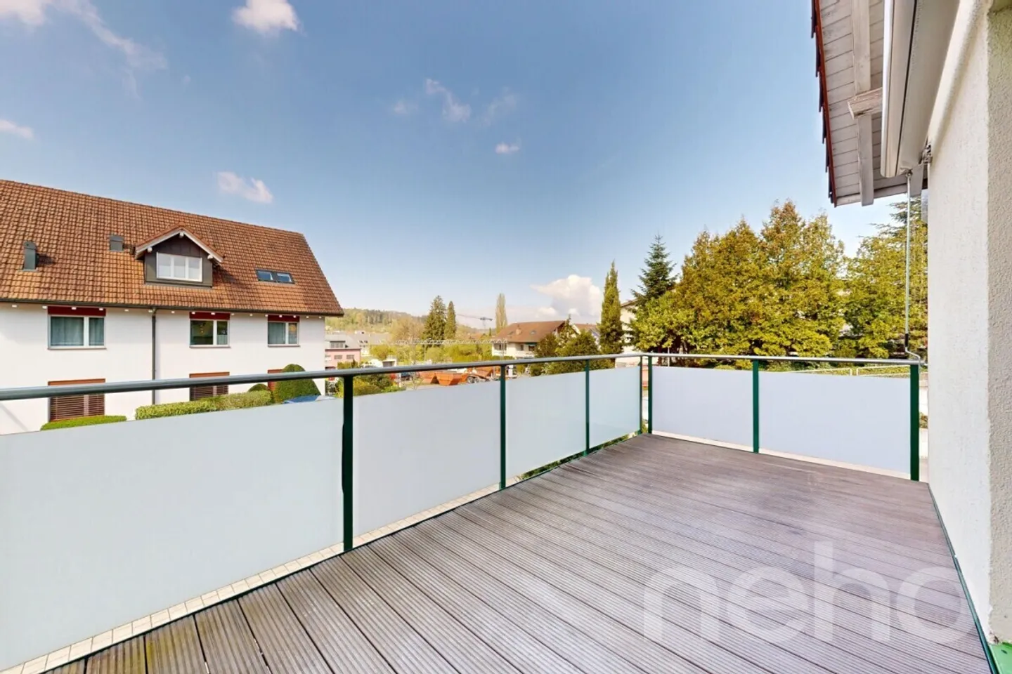 Appartement lumineux de 5,5 pièces - Photo 3 sur 12