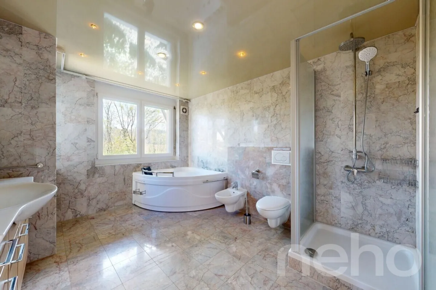 Appartement lumineux de 5,5 pièces - Photo 7 sur 12