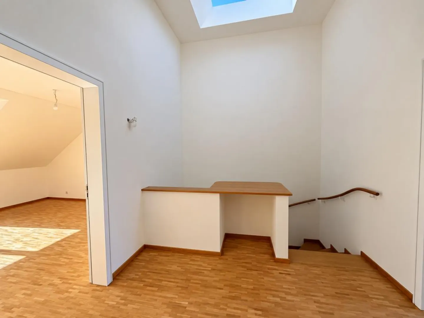 Grosszügige 4.5-Zi.-Maisonette-Wohnung mit Hobbyraum - Photo 10 sur 12