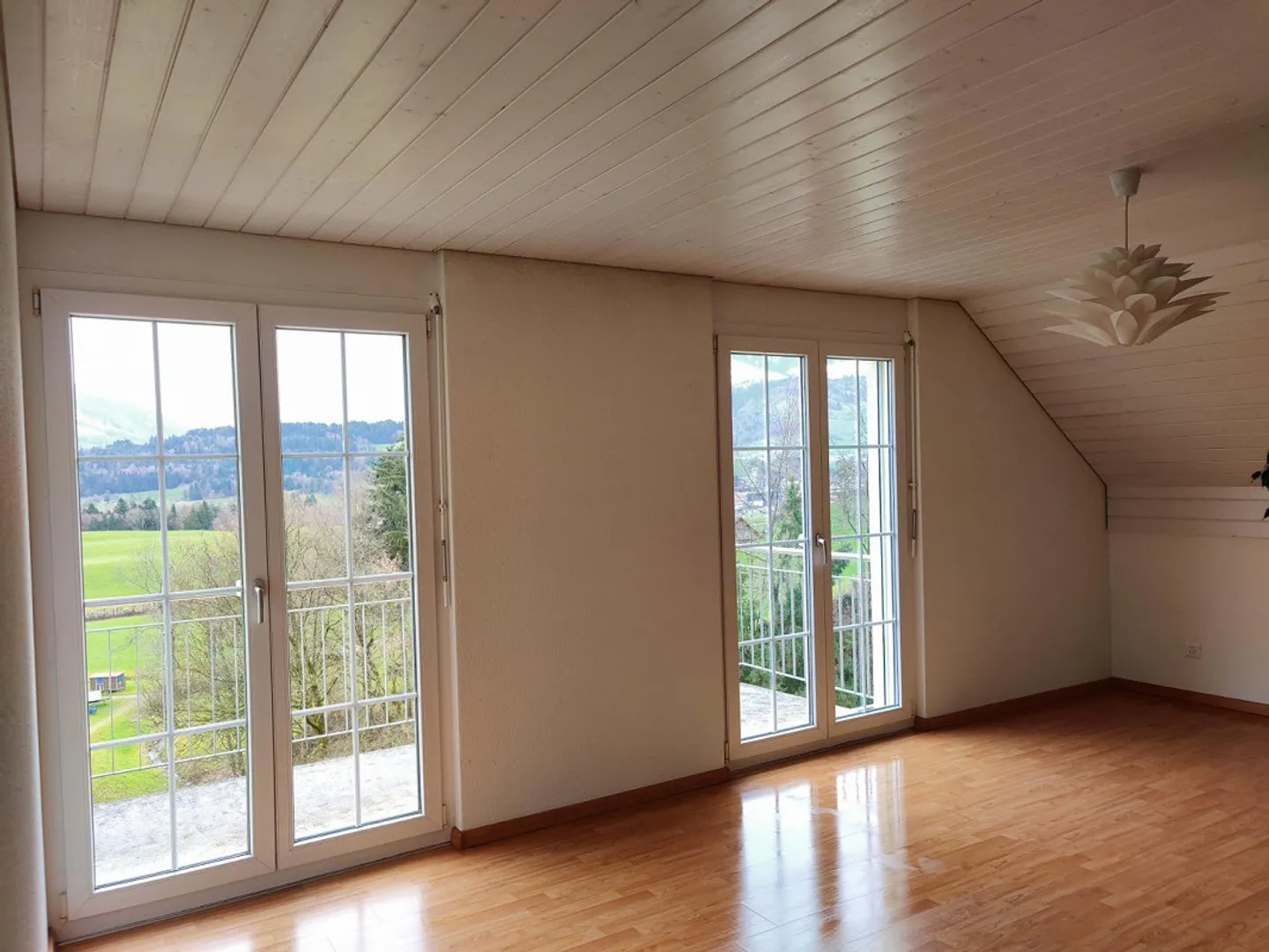 5-room house section with large terrace & panoramic view - Photo 6 of 16