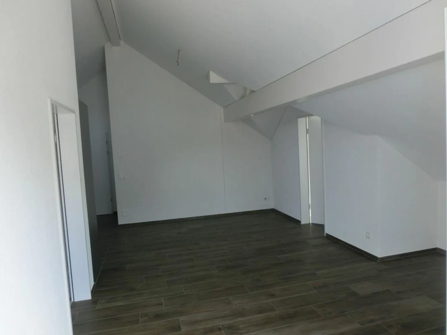 Charmante Dachwohnung - Foto 5 von 13