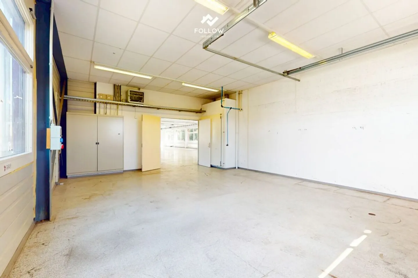 Moderna hall commerciale con ufficio e potenziale di utilizzo versatile a Marly - Foto 21 di 26