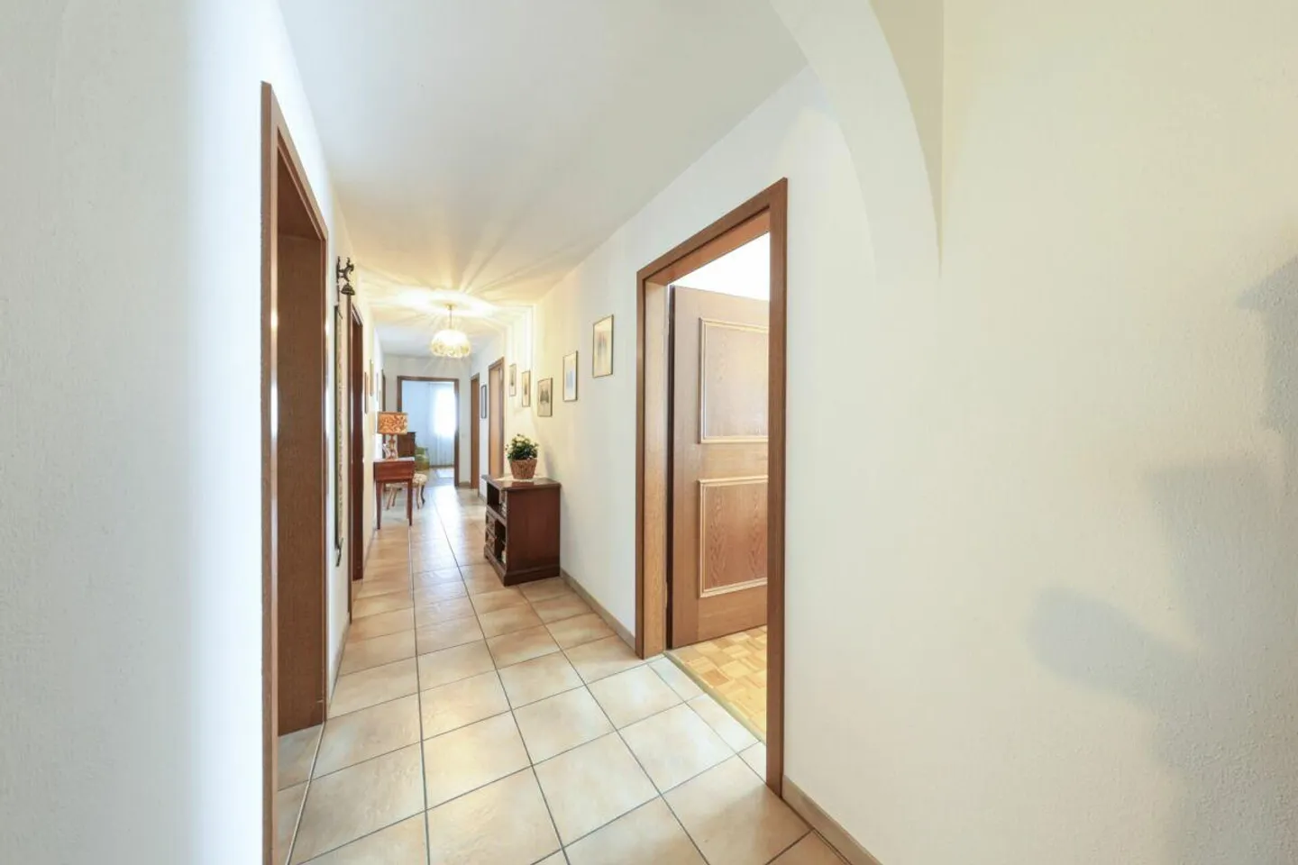 CEVIO - Enchanting house immersed in greenery - Photo 4 of 20