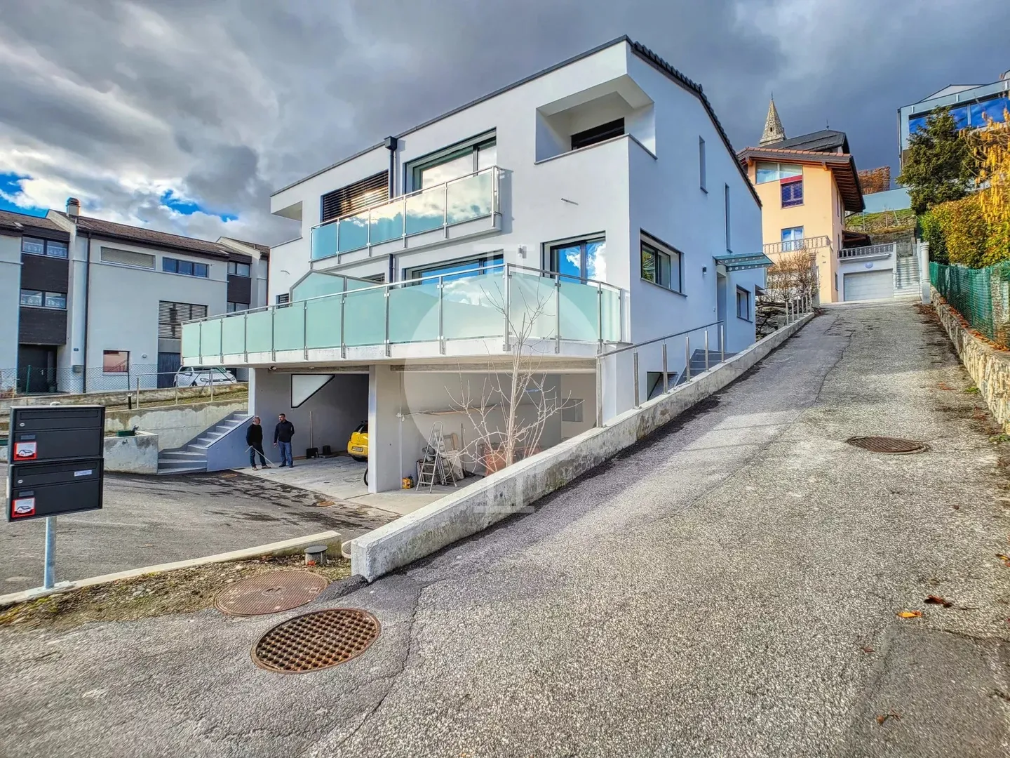 Superba villa contemporanea e a schiera nel villaggio di Grimisuat - Foto 1 di 13