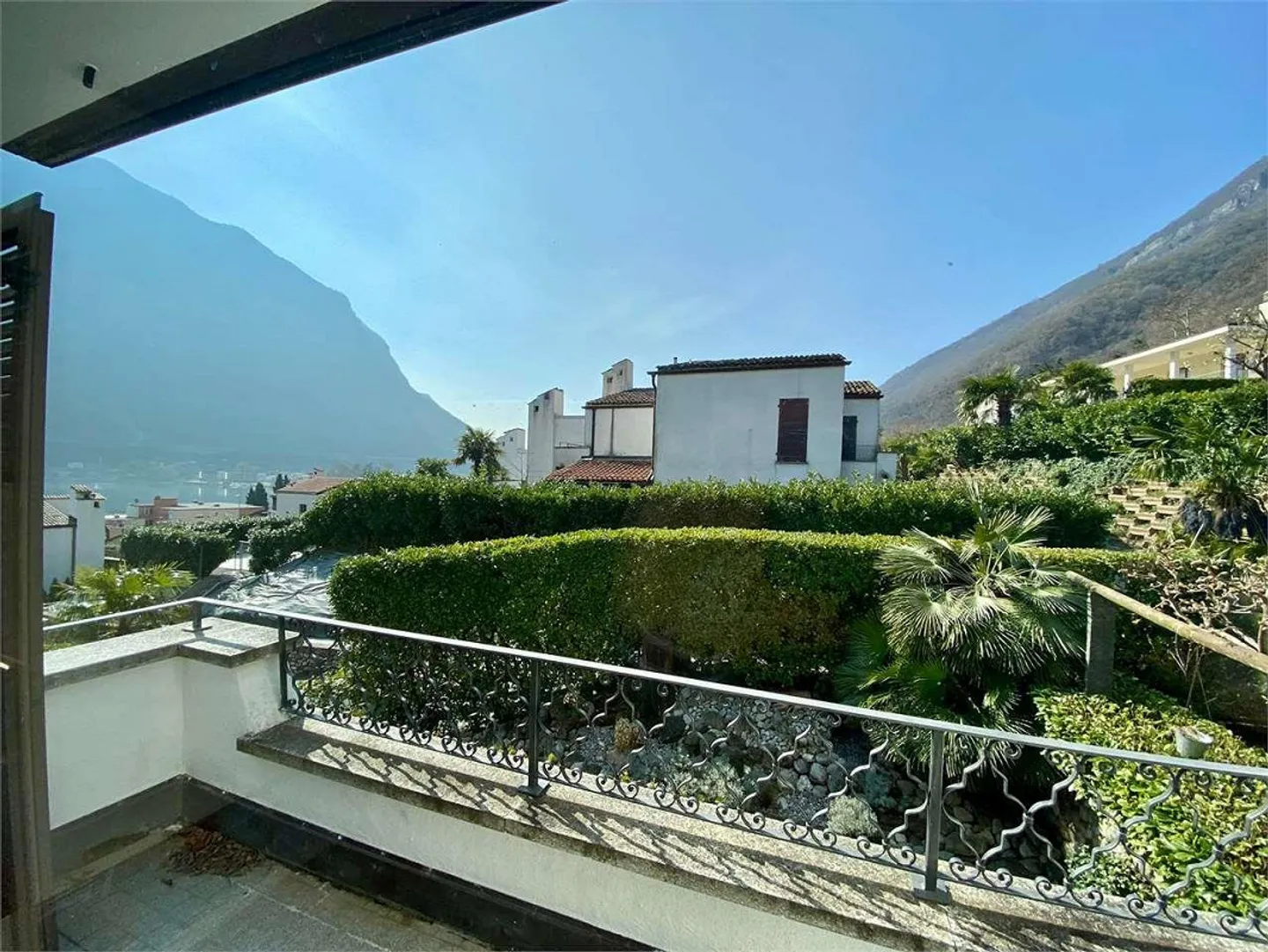 RIVA SAN VITALE : BELLE MAISON 5.5 CHAMBRES AVEC JARDIN - Photo 10 sur 13