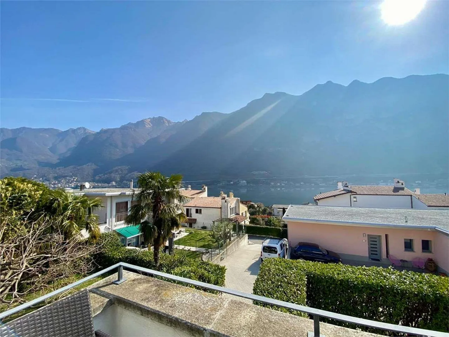 RIVA SAN VITALE : BELLE MAISON 5.5 CHAMBRES AVEC JARDIN - Photo 12 sur 13