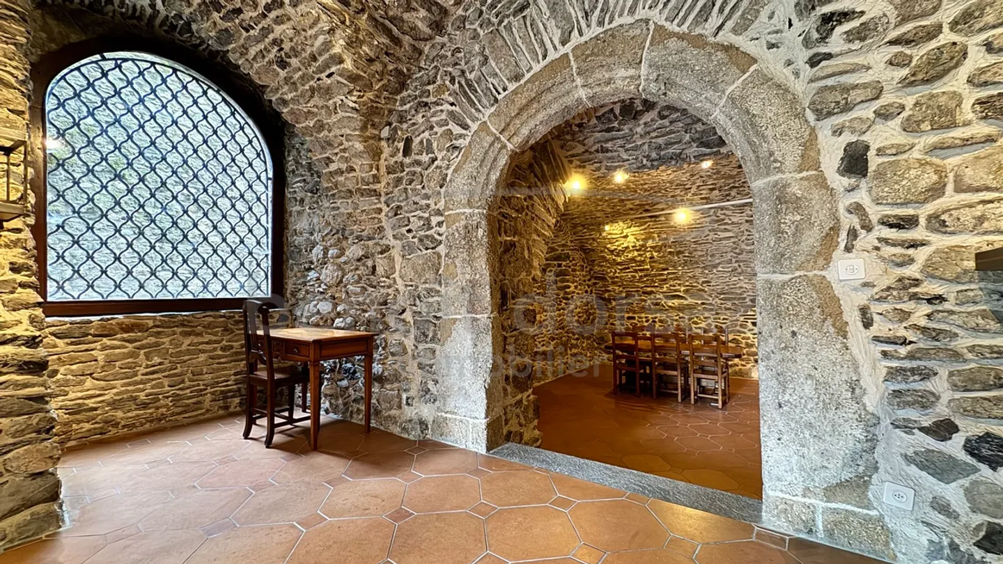 Città vecchia, magnifico caveau eccezionale - Foto 4 di 7