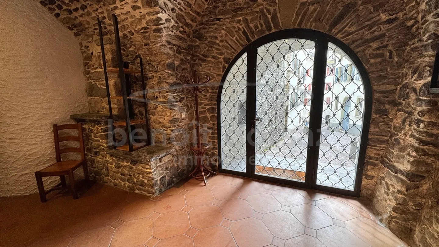 Città vecchia, magnifico caveau eccezionale - Foto 5 di 7