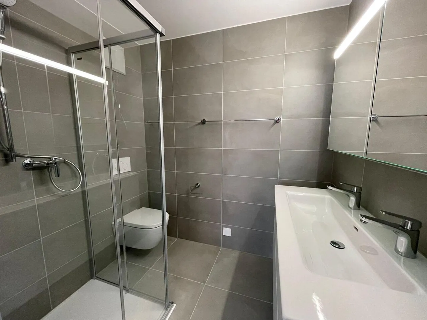 Magnifique appartement neuf avec grand balcon - Photo 5 sur 14