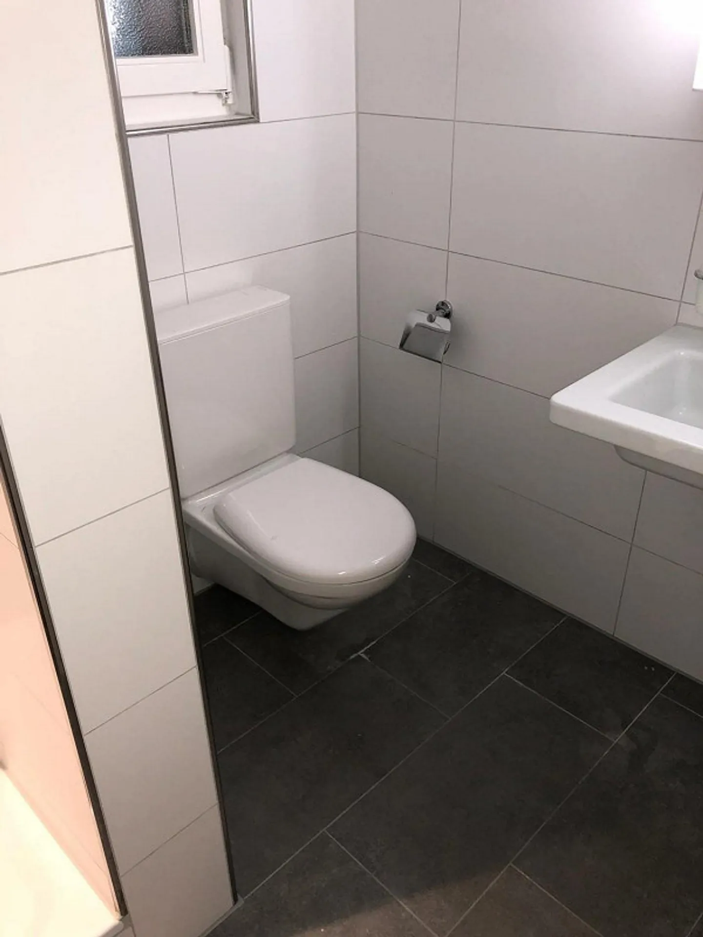 Appartement central de 3,5 pièces avec terrasse à louer à Burgdorf - Photo 10 sur 10