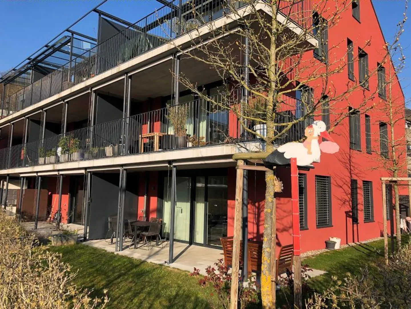 Appartamento giardino di 3,5 stanze di alta qualità con giardino privato spazioso. - Foto 9 di 12