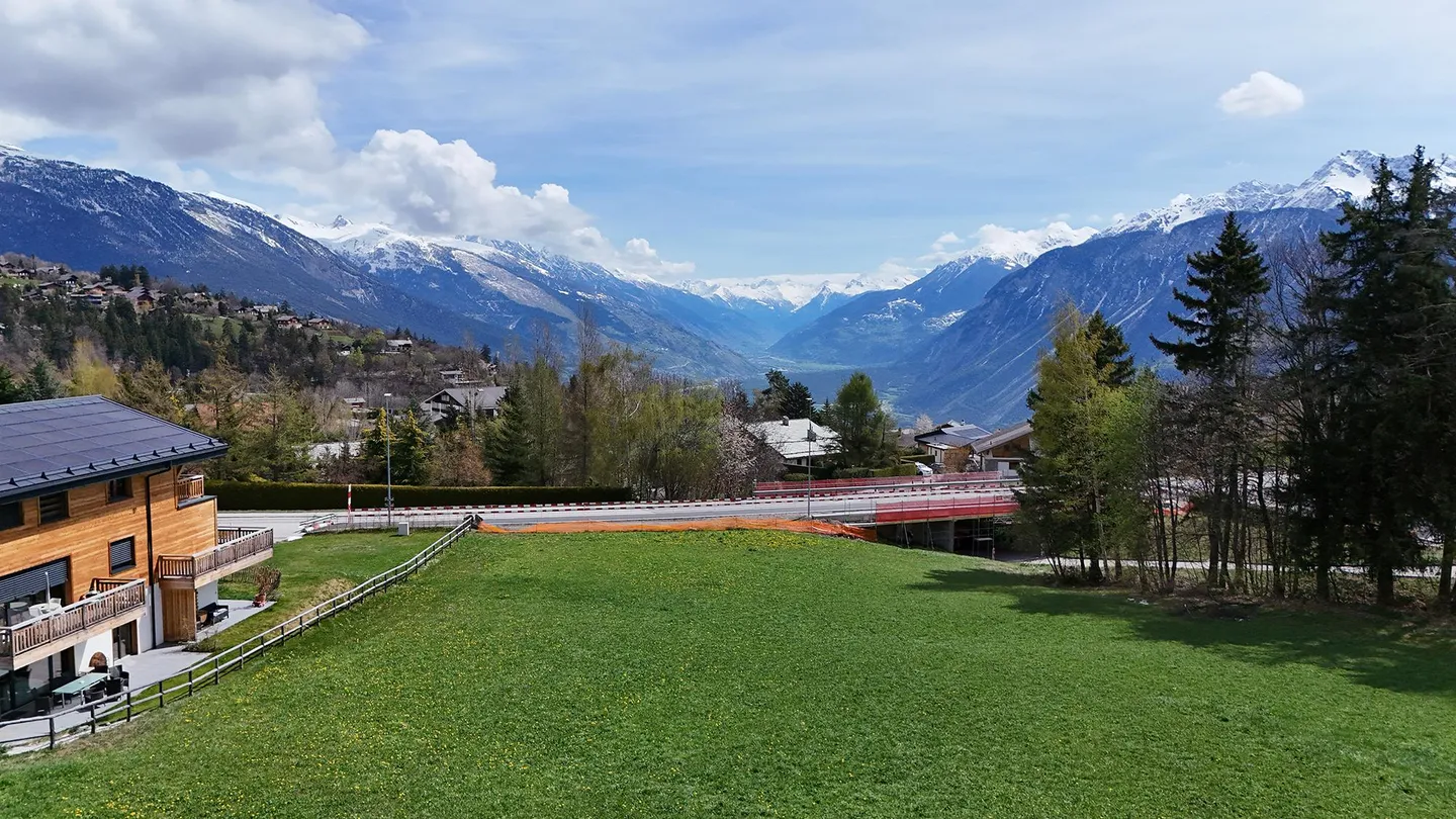 Nuovo appartamento di 3,5 stanze con terrazza e giardino privato a Crans-Montana - Foto 14 di 15